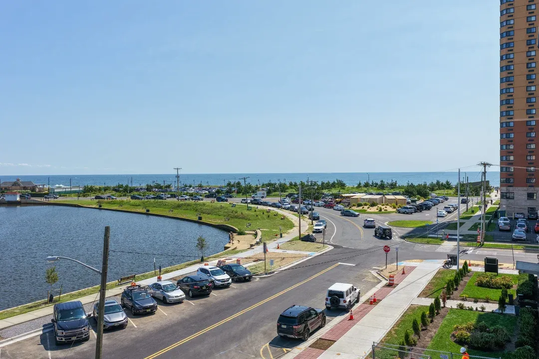 Approximate view shown. Actual view may vary and is subject to change.