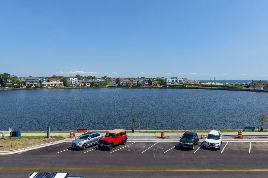 Approximate view shown. Actual view may vary and is subject to change.