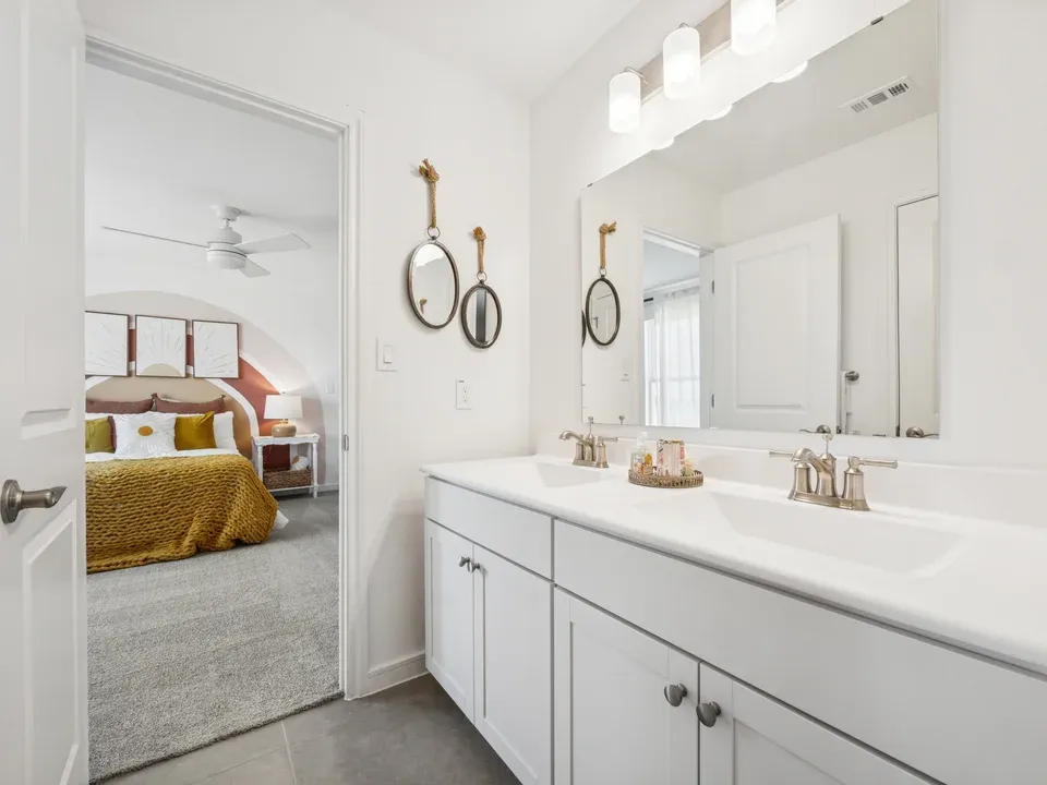 Bedroom 2/3 Bath