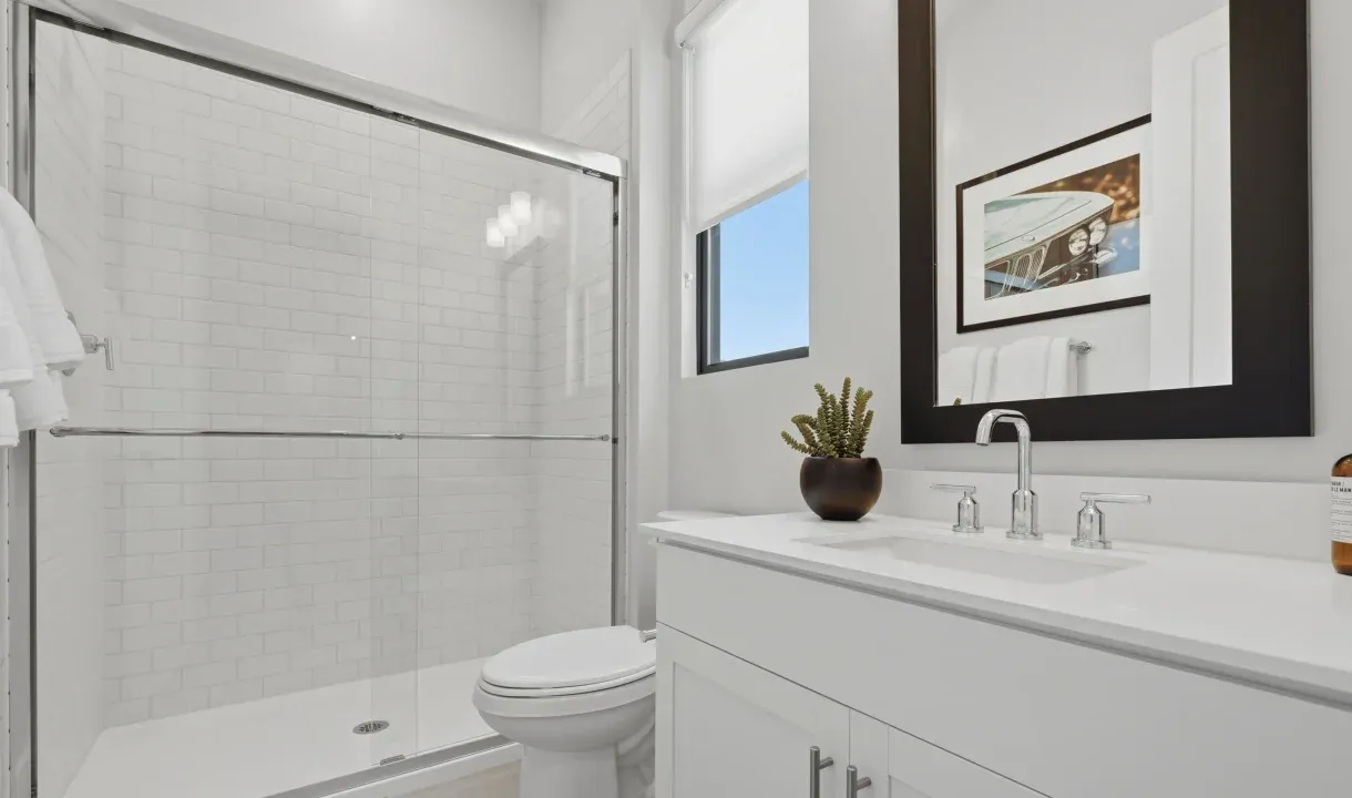 Extra Suite Plus Bath