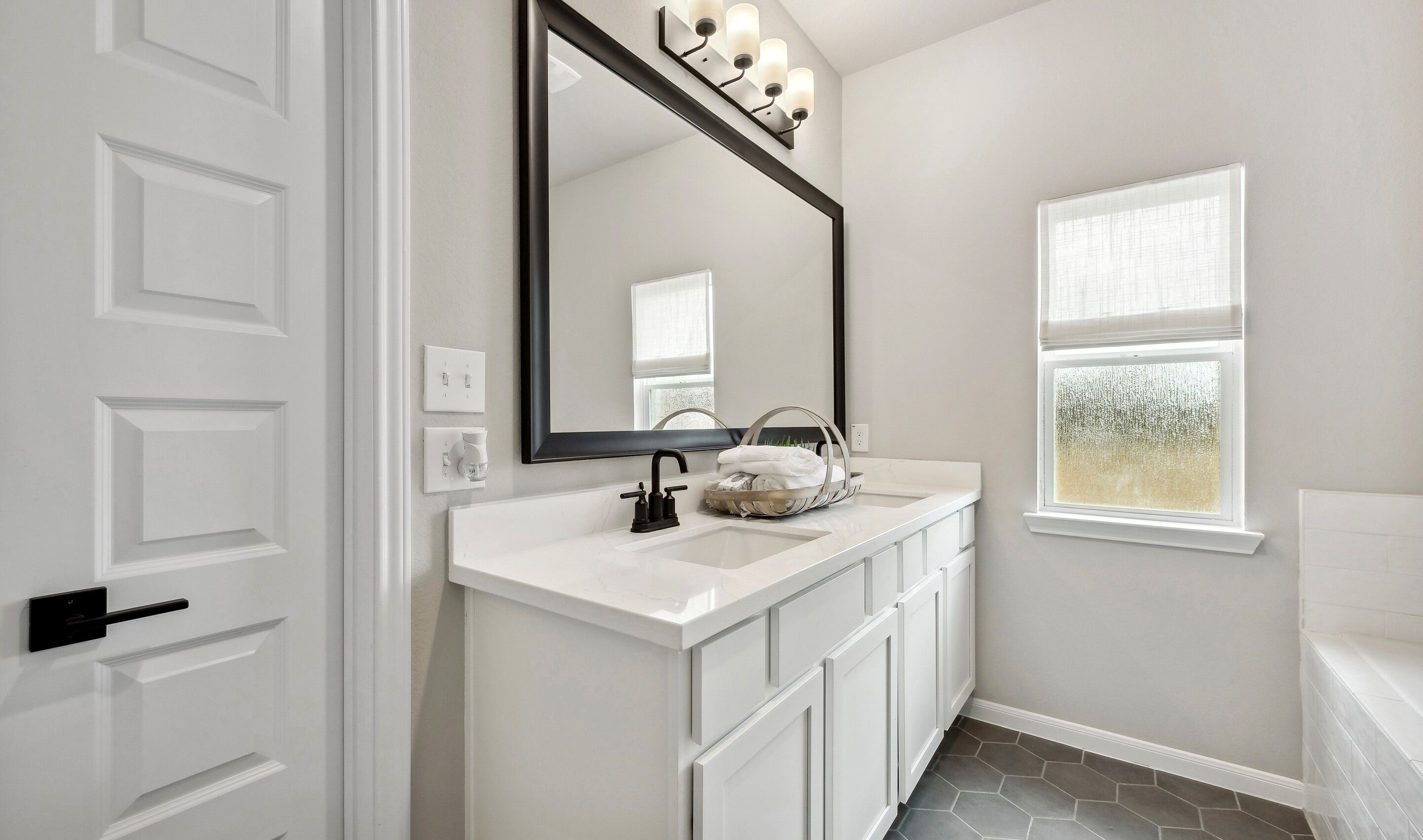 Owner's Bath