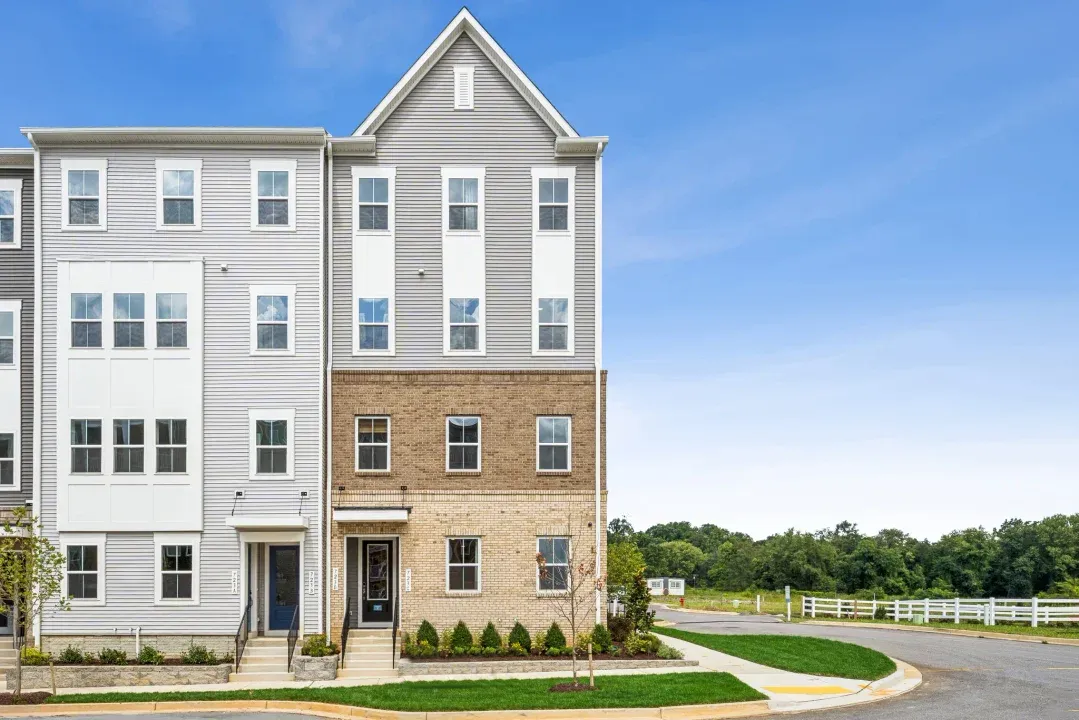 Montauk II - End Unit - Gambrill Glenn: Frederick, Maryland - K. Hovnanian® Homes