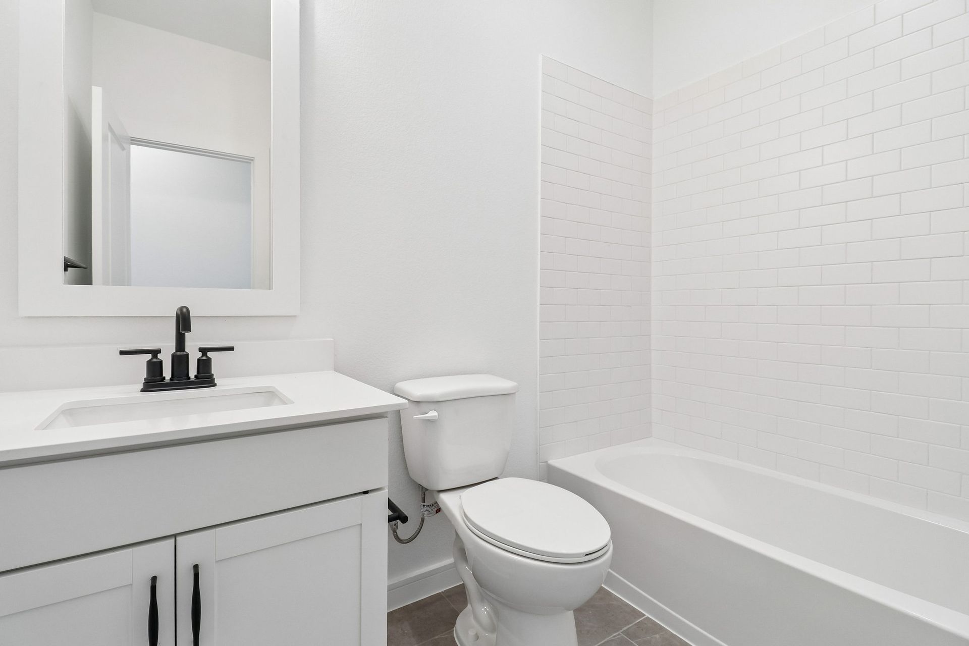 Hall Bath 2