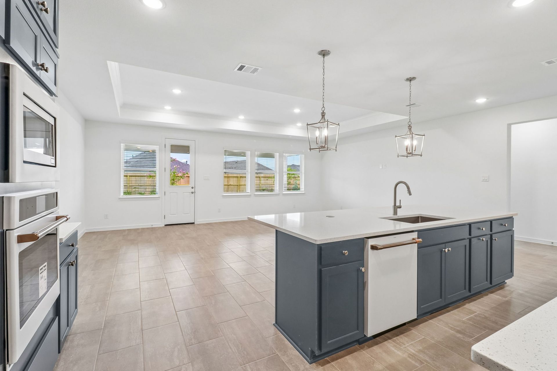 Kitchen & Great Room