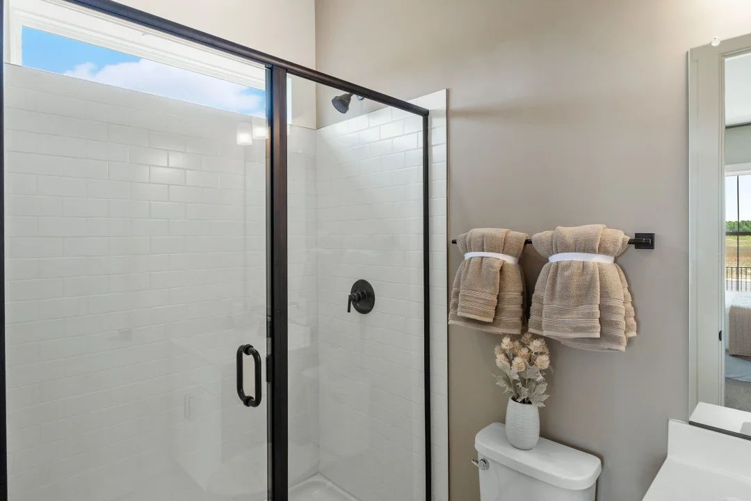 Extra Suite Bath
