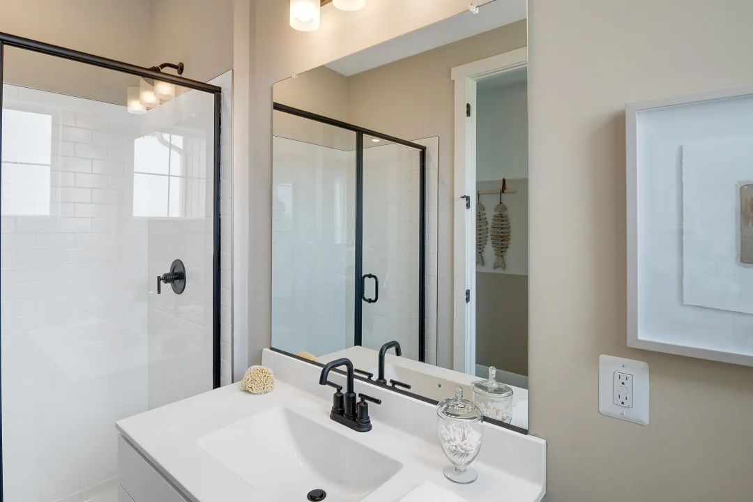 Bed 3 bath