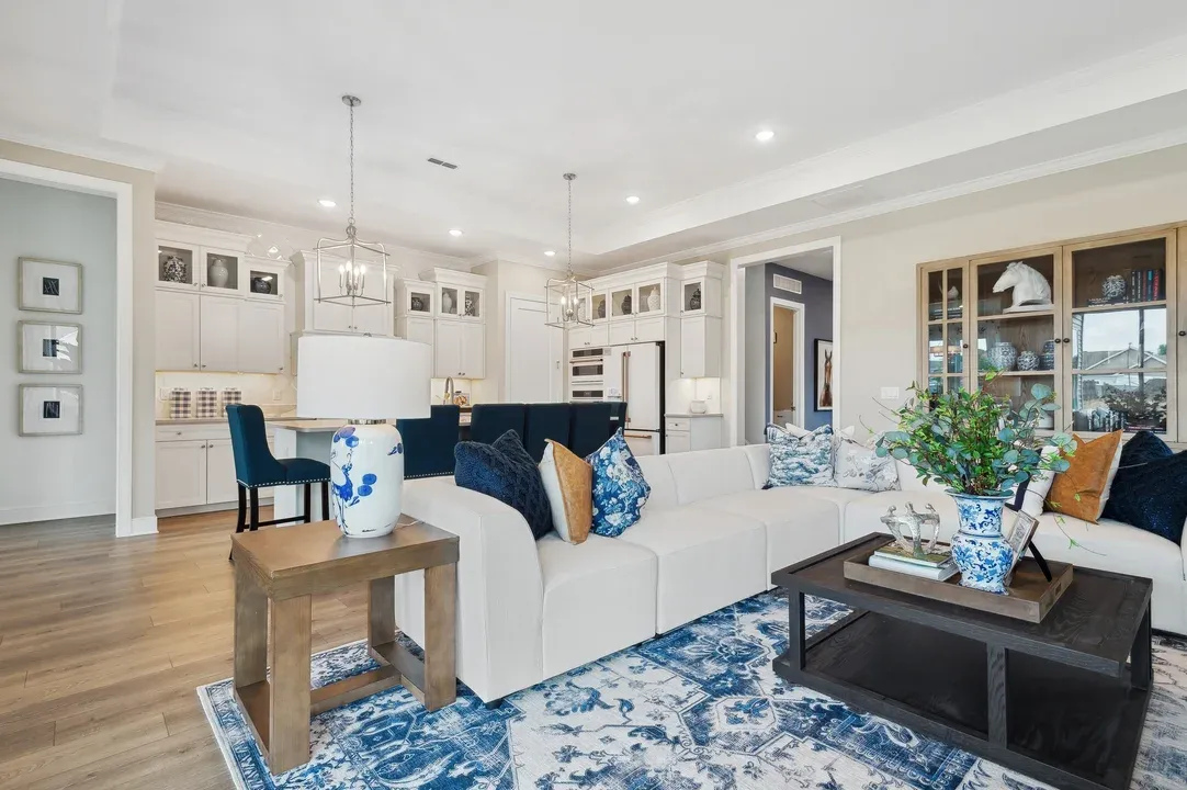 Great room near kitchen