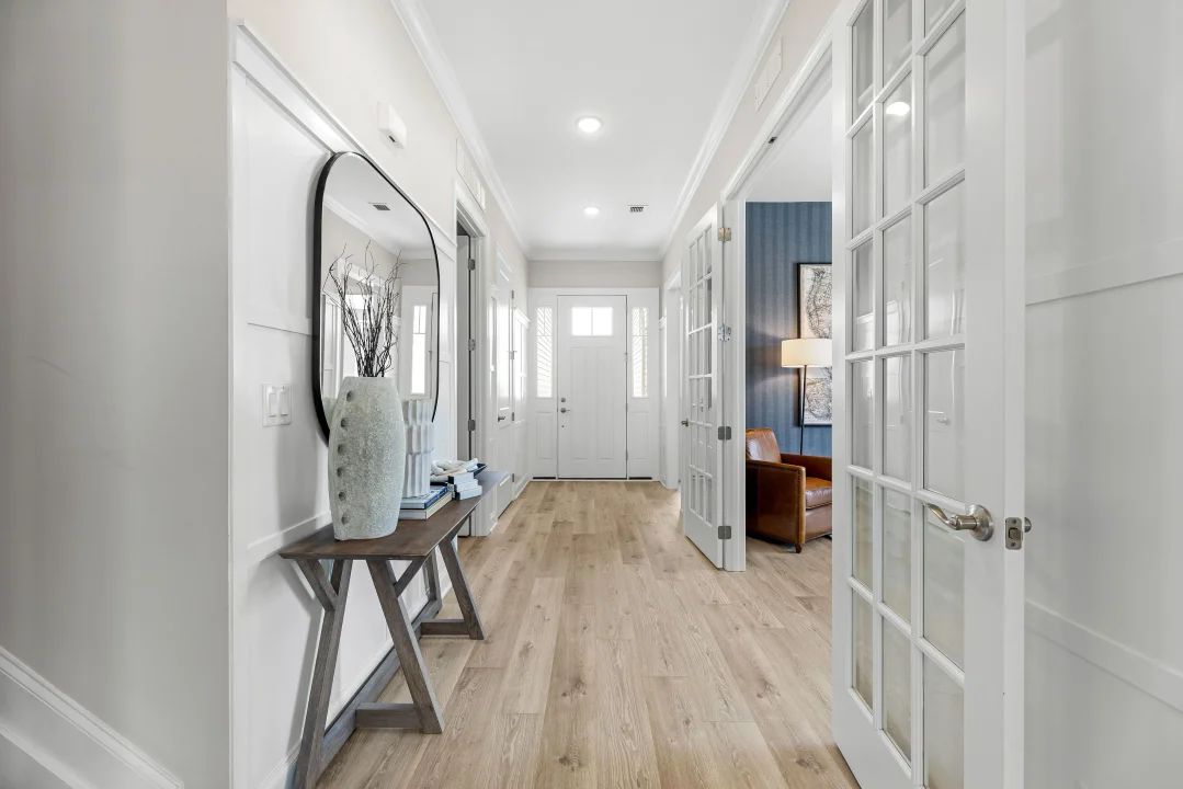 Foyer with decorative feature wall