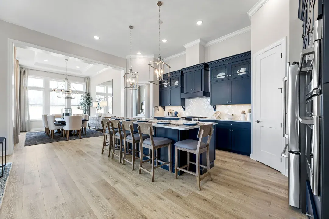 Kitchen with center island