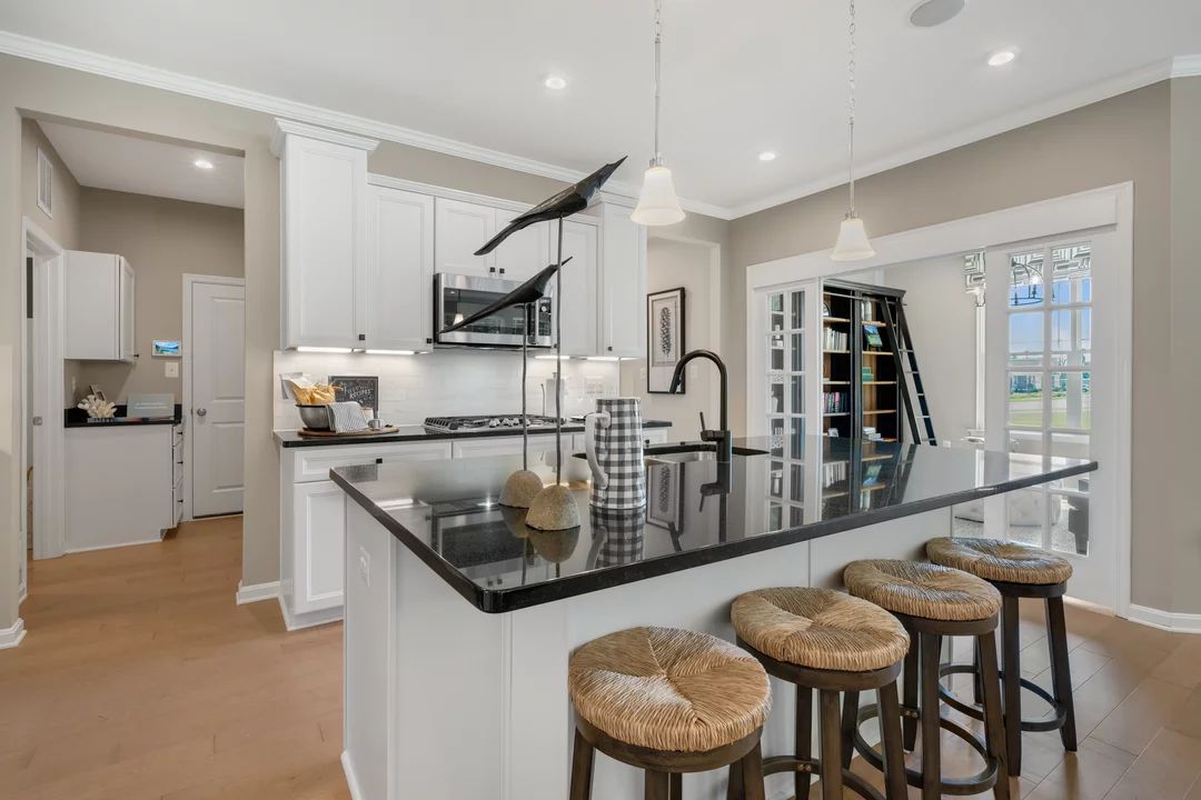 Kitchen with center island