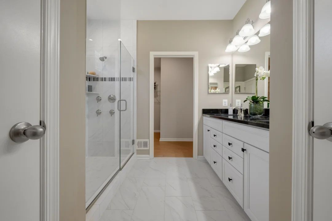Owner's Spa Bath