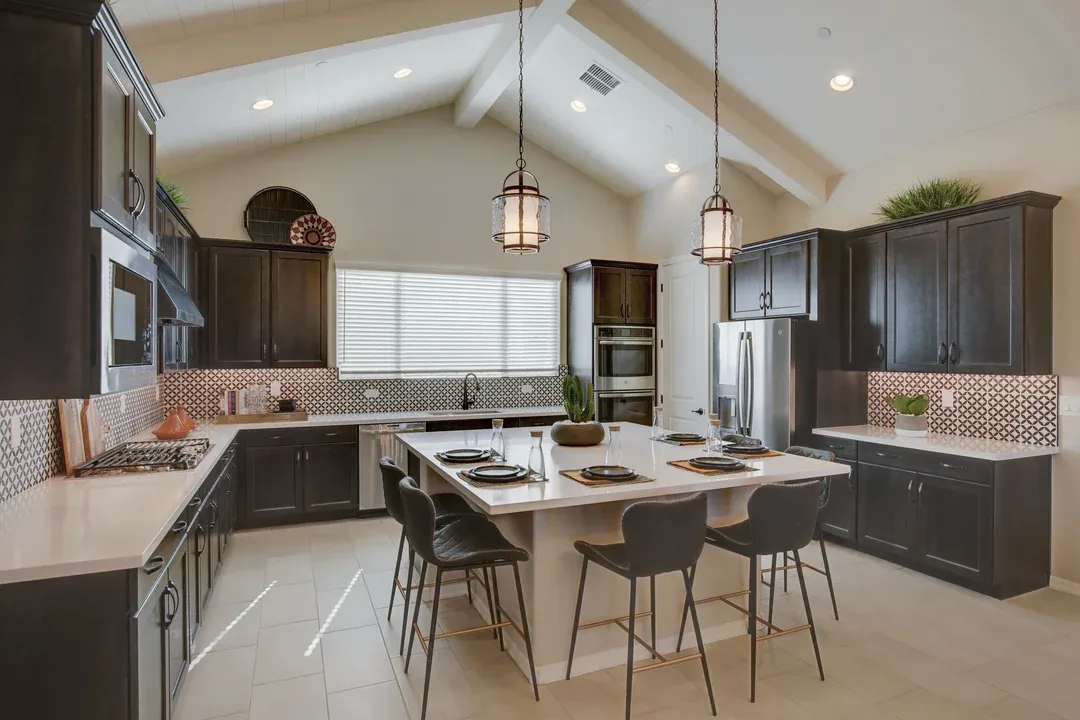 20945 W Pasadena Ave (Cardinal)