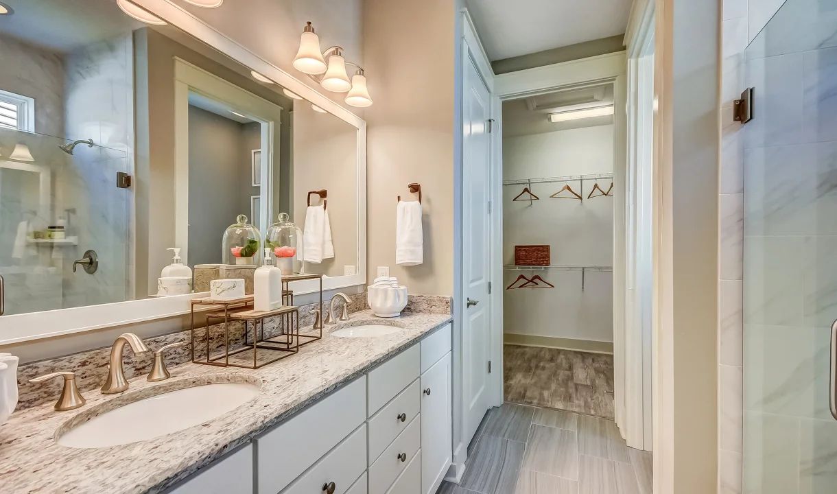 Owner's Spa Bath