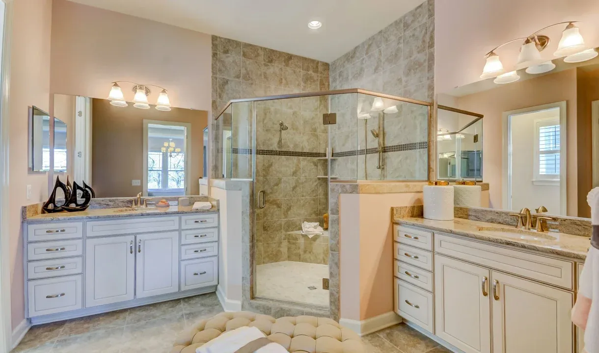 Owner's Bath