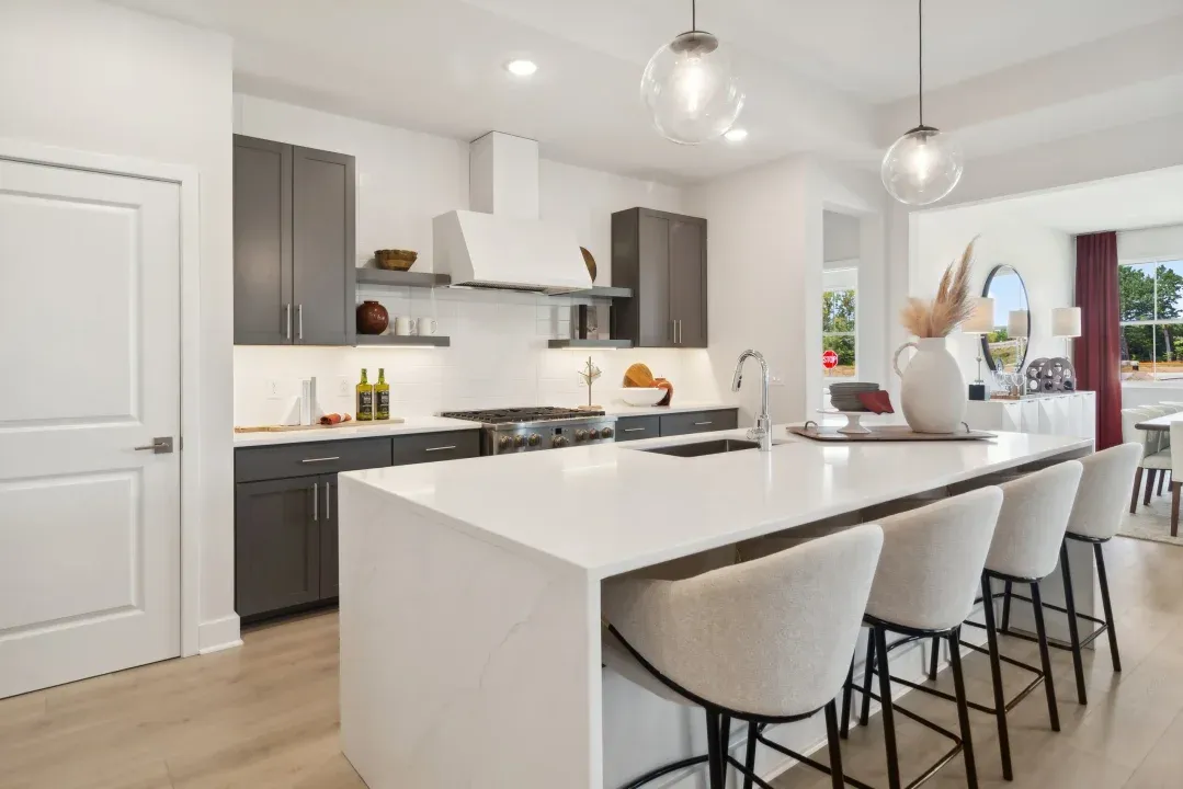 Kitchen with center island