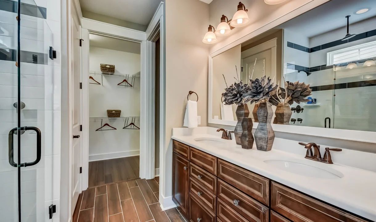 Owner's Bath