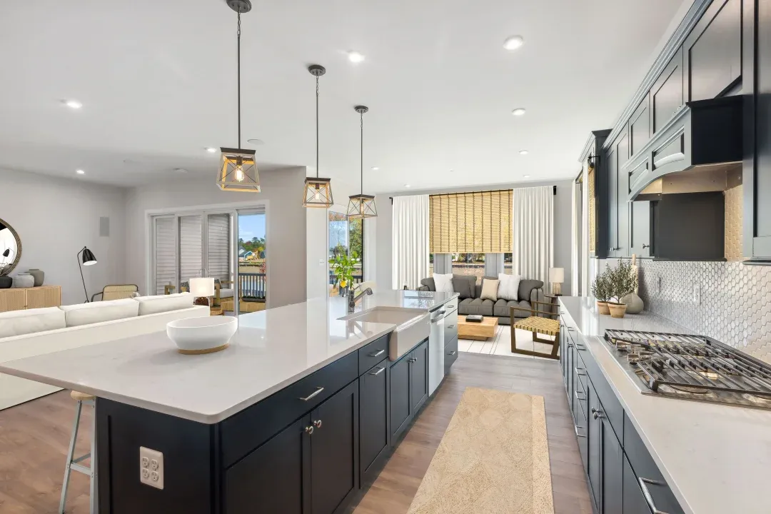 Kitchen with center island