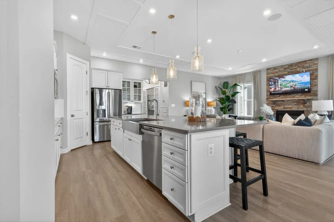 Kitchen with center island
