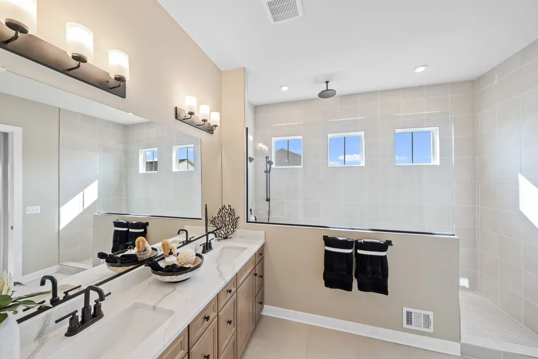 Primary Ultra Spa Bath