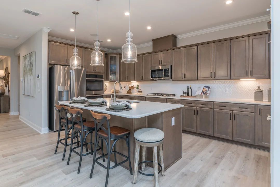 Kitchen with breakfast bar island