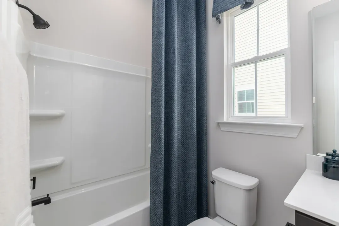 Bedroom 2 Bath
