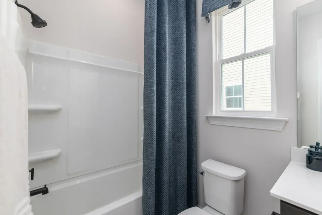 Bedroom 2 Bath