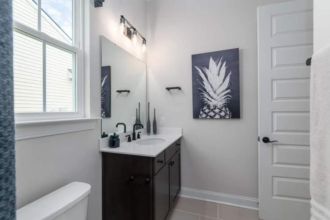 Bedroom 2 Bath