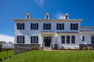 Enclave at Hillandale por K. Hovnanian® Homes en Somerset County New Jersey