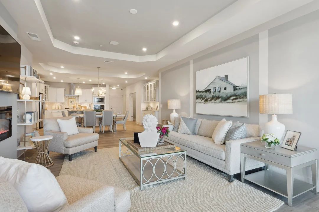 Great room with tray ceiling