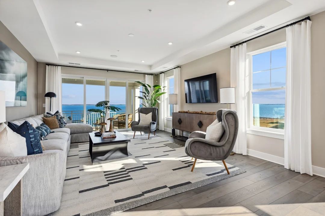 Great room with tray ceiling