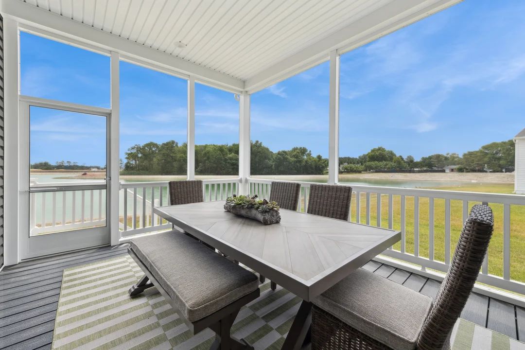Screened Porch