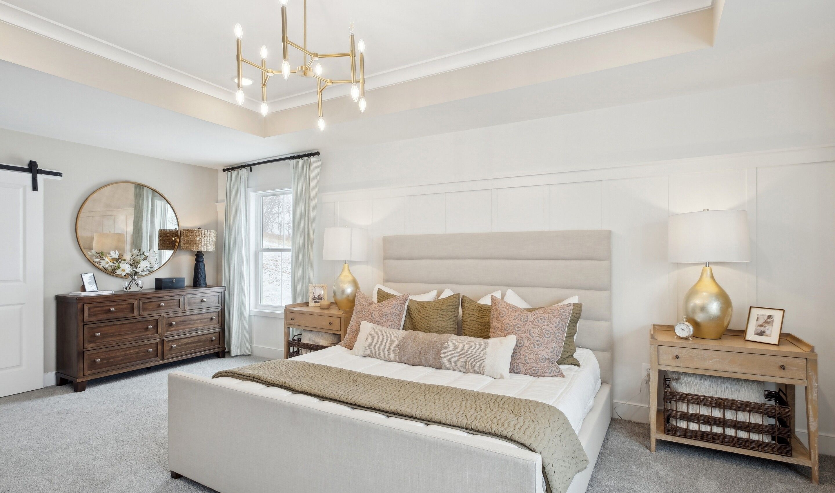 Primary suite with tray ceiling