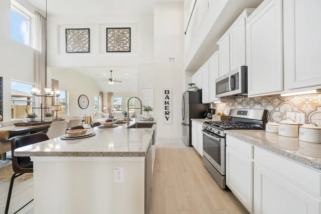 Kitchen with center island