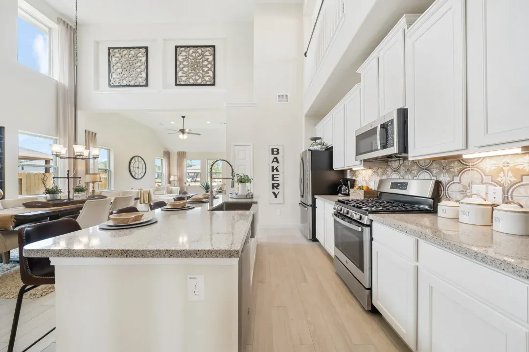 Kitchen with center island