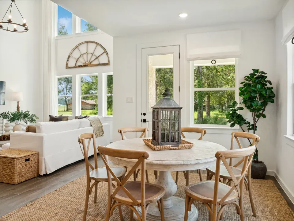 Cozy dining area with chandelier