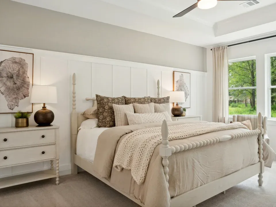 Primary suite with decorative feature wall