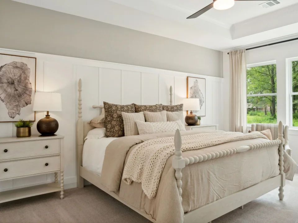 Primary suite with decorative feature wall