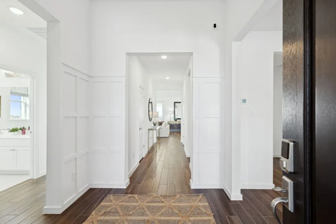 Foyer with decorative feature wall