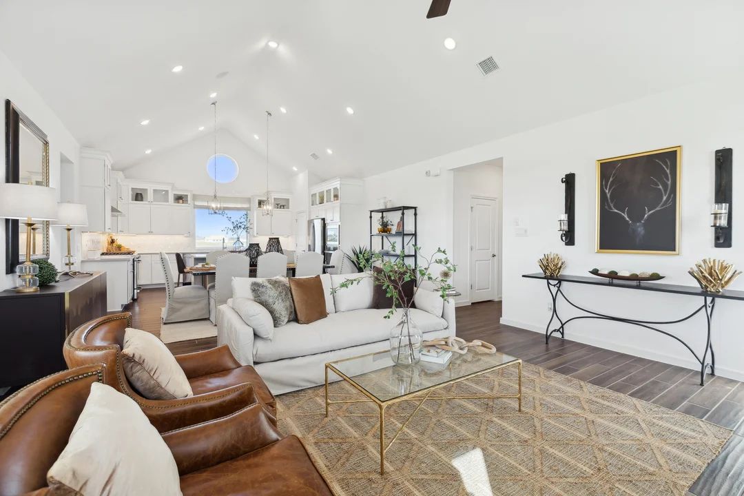 Great room with soaring vaulted ceiling