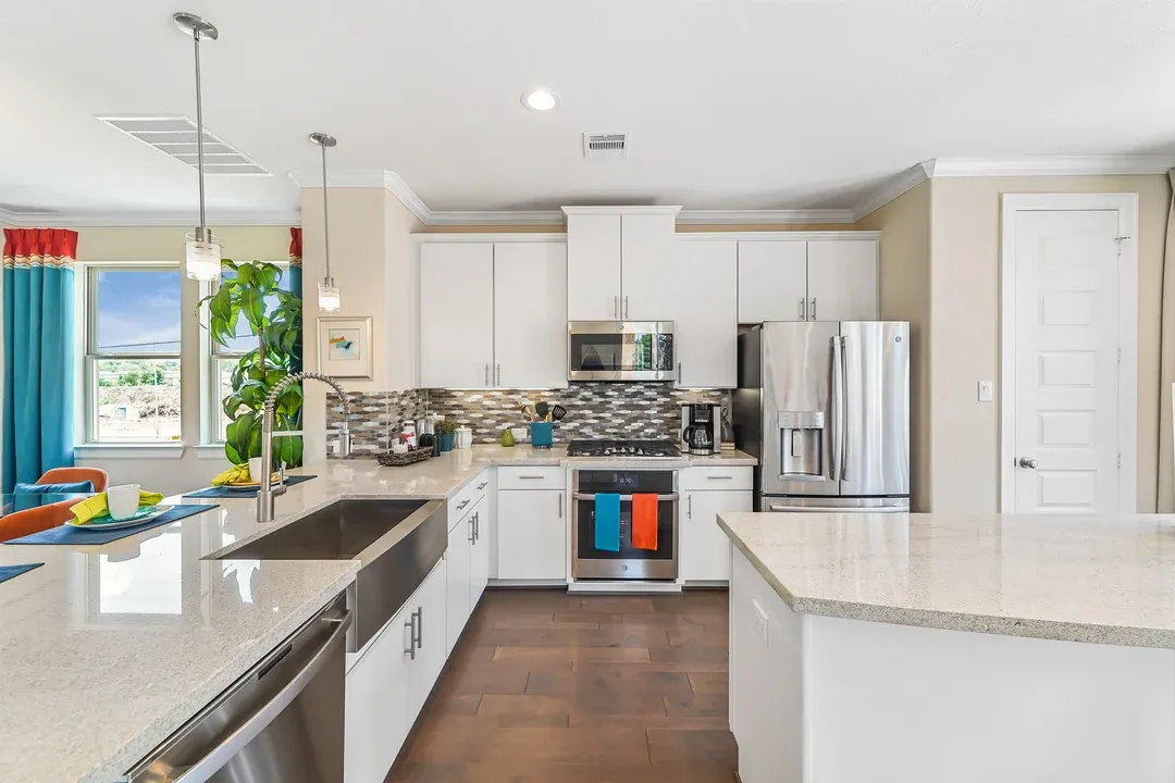 3022 Tres Olivos Dr (Radcliffe II)