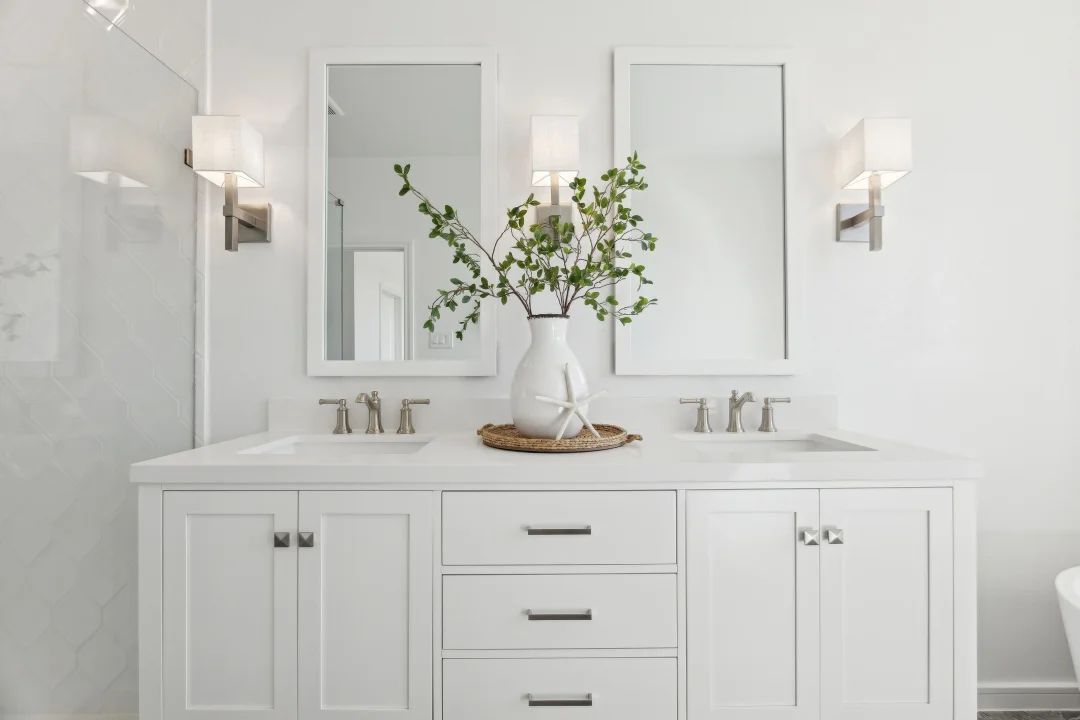 Primary bath freestanding vanity