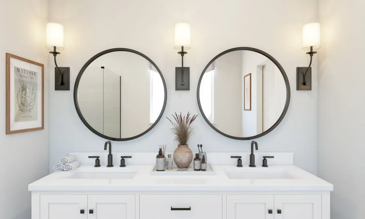 Primary bath with circular mirrors