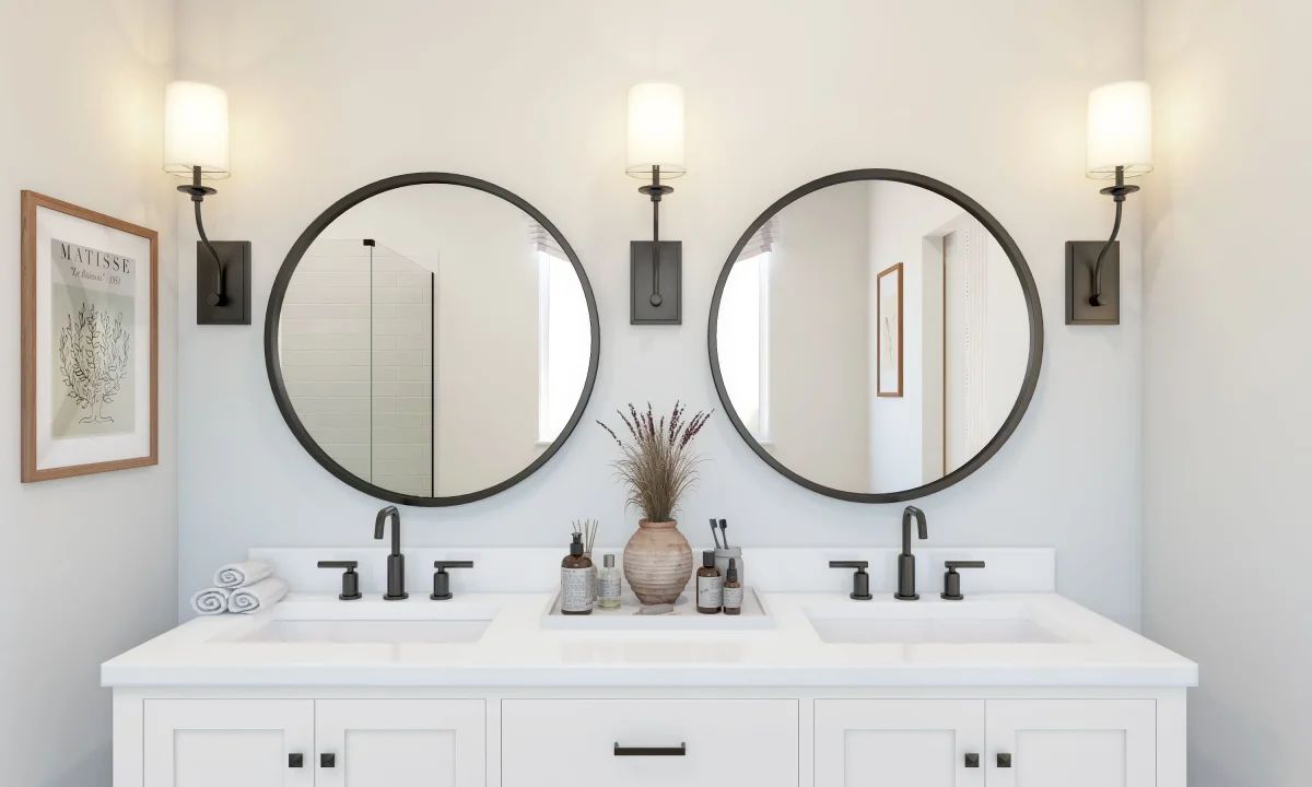 Primary bath with circular mirrors