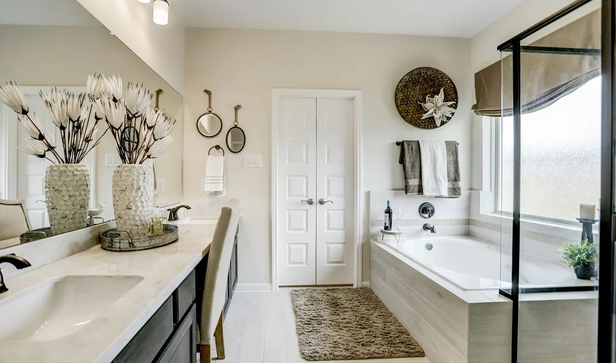 Owner's Luxury Bath