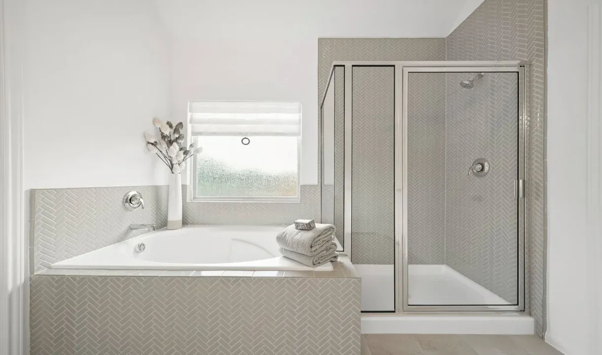 Owner's bath