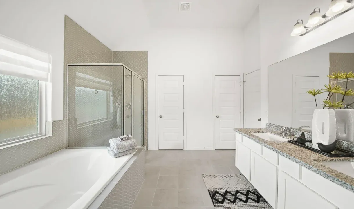 Owner's Bath