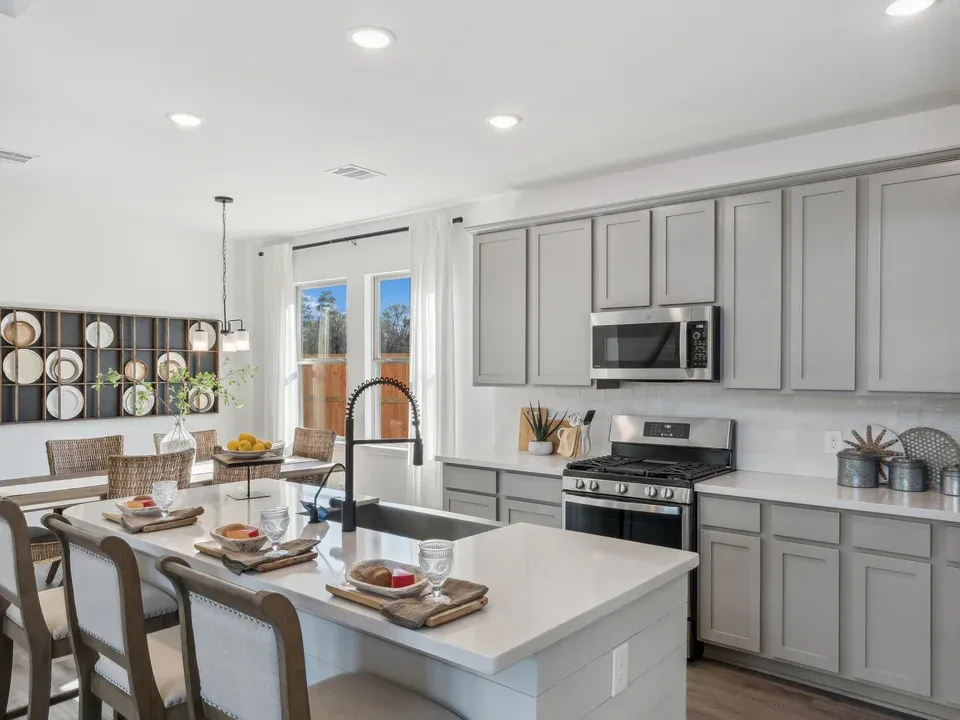 18307 Christine Elizabeth Ln (Rochester)