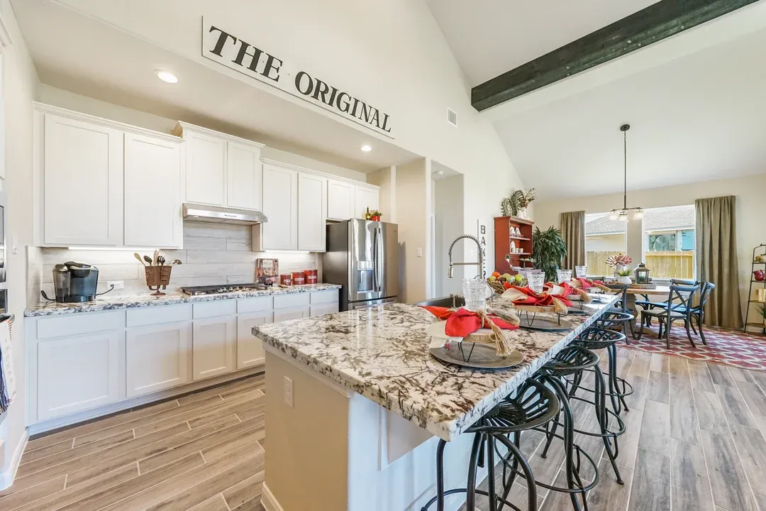 Kitchen with center island