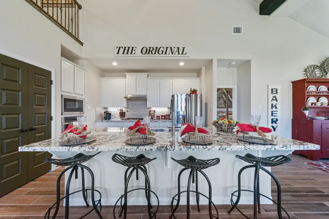 Kitchen with center island