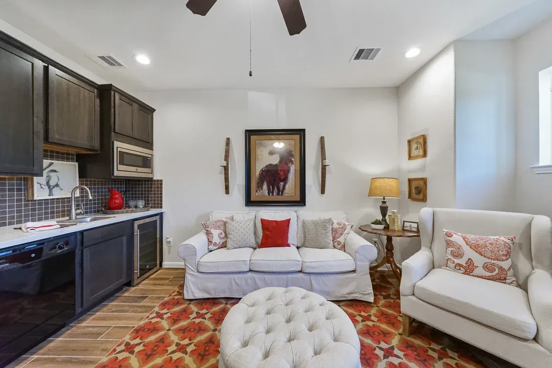 Extra Suite Plus Living Room